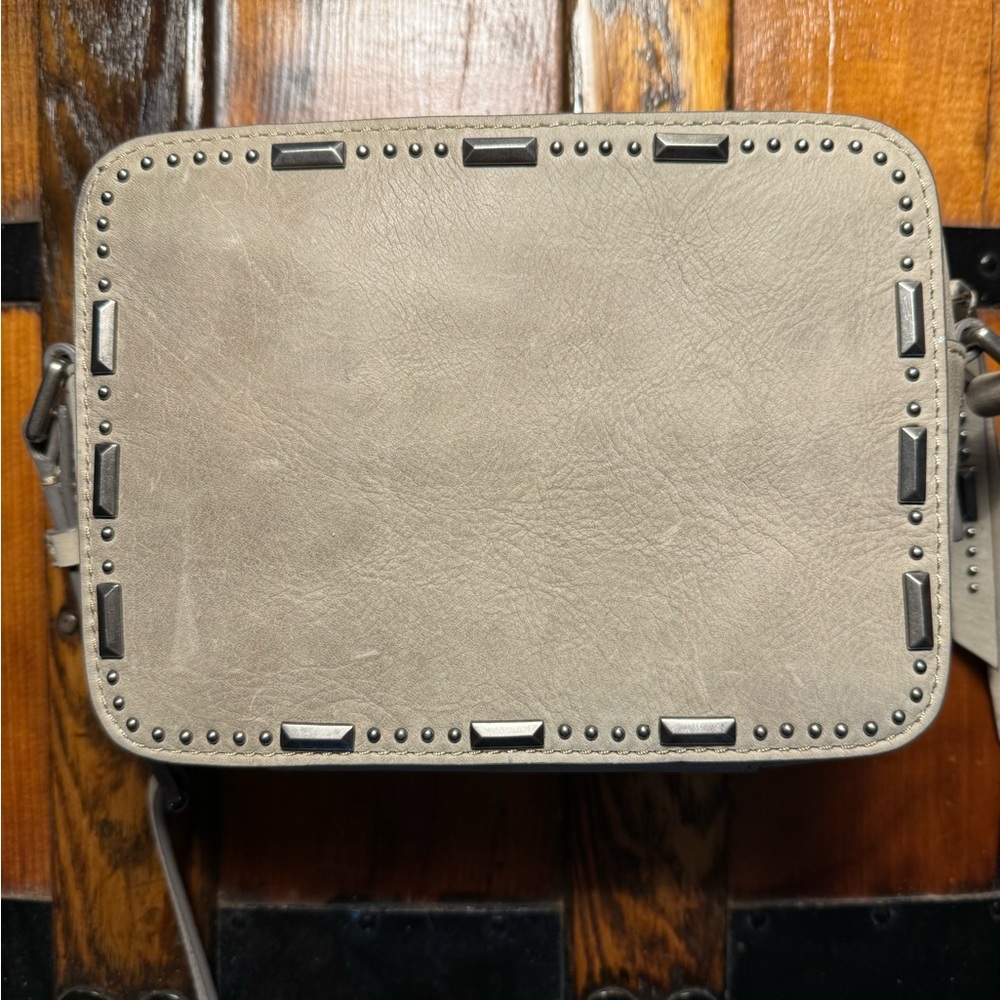 Frye & Co. taupe/grey zippered Crossbody bag